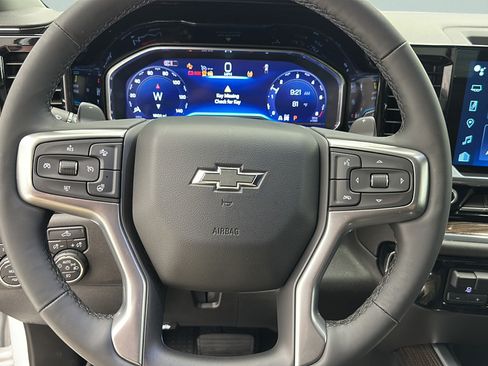 Used 2024 Chevrolet Silverado 1500 RST w/ Convenience Package II AWD/4WD image 16