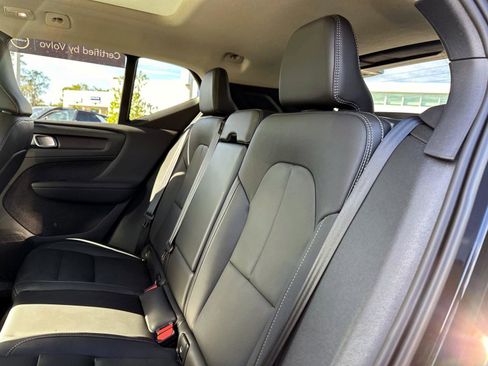 Certified 2024 Volvo XC40 B5 Plus image 14