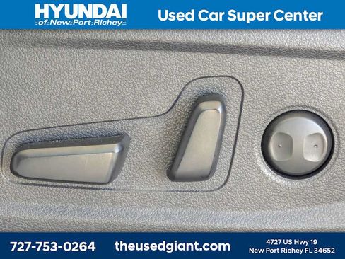 Used 2023 Hyundai Santa Fe SEL w/ Premium Package FWD image 23