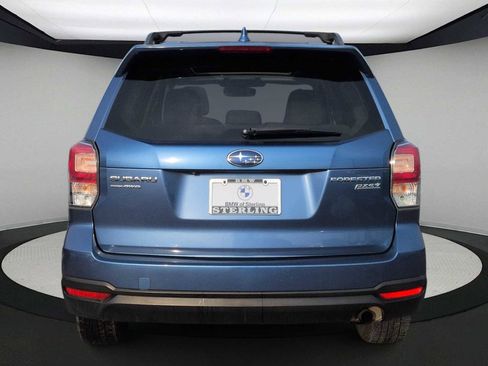 Used 2017 Subaru Forester 2.5i Premium w/ All-Weather Package image 7