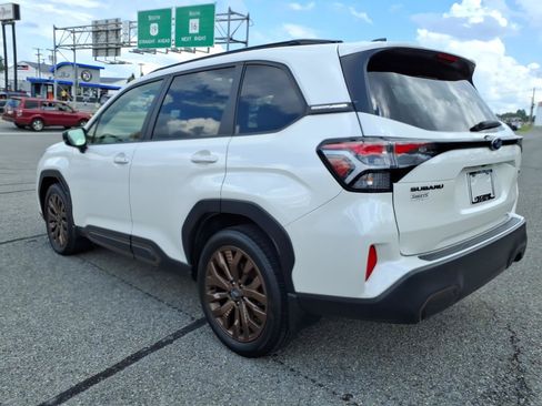 Used 2025 Subaru Forester Sport AWD/4WD image 7