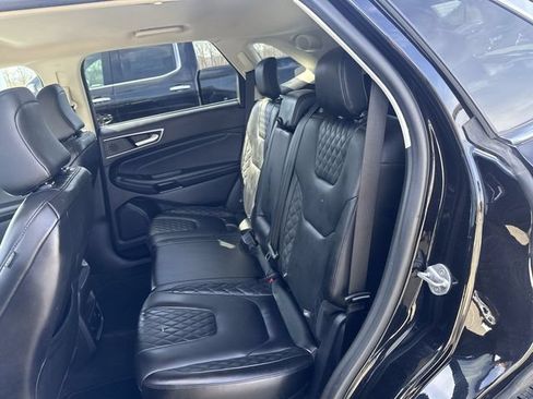 Used 2024 Ford Edge Titanium AWD/4WD image 26