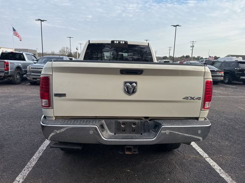 Used 2016 RAM 2500 Laramie w/ Convenience Group image 6