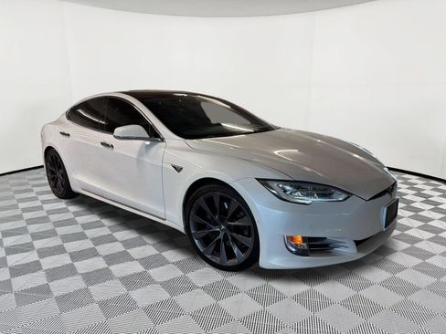 Used 2020 Tesla Model S Long Range AWD/4WD image 6