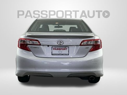 Used 2014 Toyota Camry SE image 8