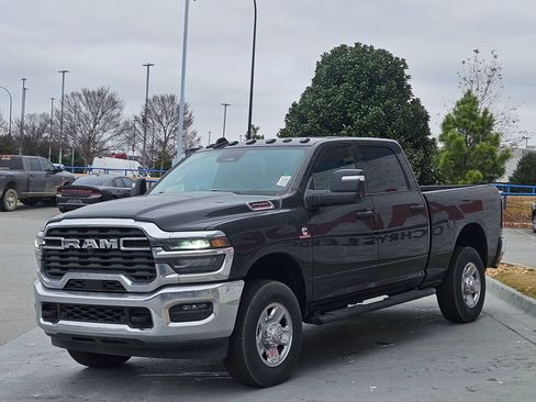 New 2026 RAM 2500 Tradesman AWD/4WD image 3