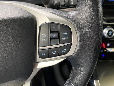 Used 2021 Ford Explorer Limited image 21