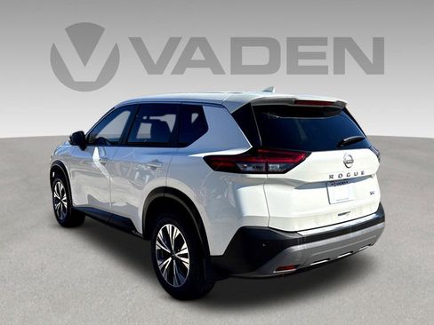 Used 2023 Nissan Rogue SV FWD image 28