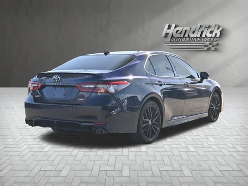 Used 2022 Toyota Camry XSE image 10