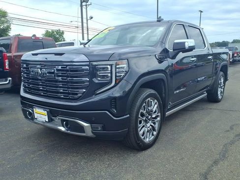 Used 2023 GMC Sierra 1500 Denali Ultimate AWD/4WD image 2