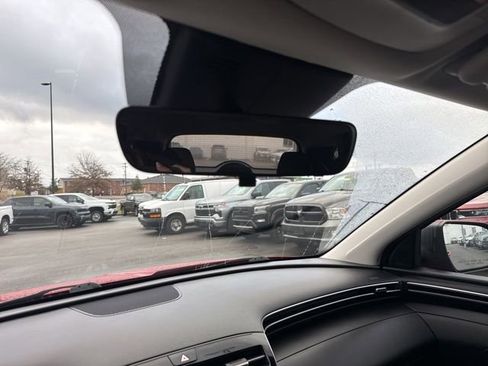 Used 2022 Hyundai Tucson SEL image 25