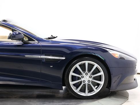 Used 2016 Aston Martin Vanquish Volante RWD image 56