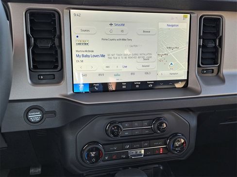 New 2025 Ford Bronco Outer Banks image 10