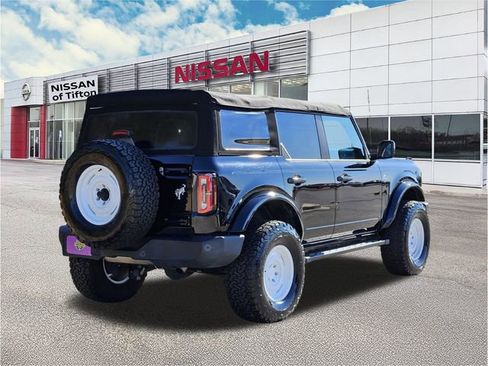 Used 2022 Ford Bronco Outer Banks image 4