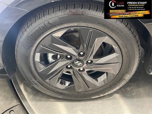 Used 2022 Hyundai Elantra SEL w/ Convenience Package FWD image 46