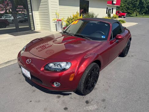 Used 2006 MAZDA MX-5 Miata Touring RWD image 3