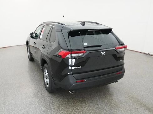 New 2025 Toyota RAV4 XLE image 39