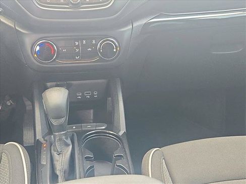 Used 2021 Chevrolet TrailBlazer LS FWD image 13