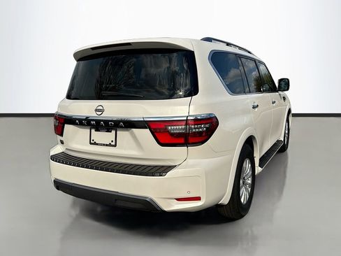 Used 2023 Nissan Armada SV image 8