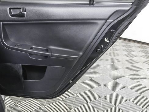 Used 2014 Mitsubishi Lancer Ralliart image 41