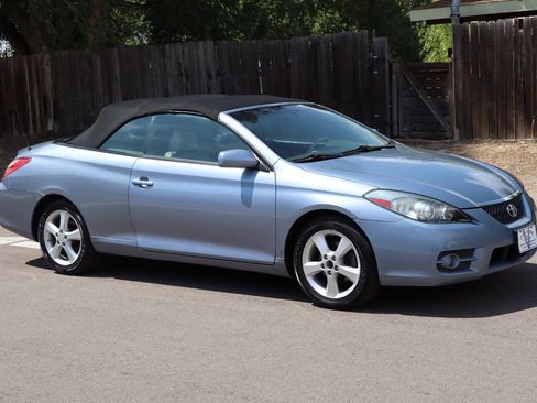 Used 2008 Toyota Solara SE image 2