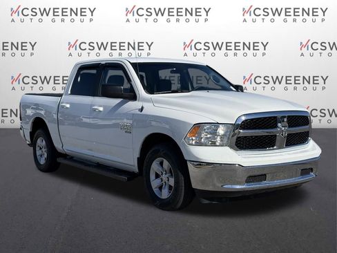 Used 2021 RAM 1500 Classic SLT image 7