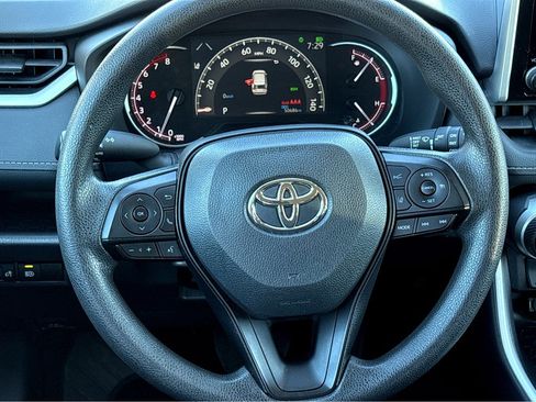 Used 2024 Toyota RAV4 XLE image 15