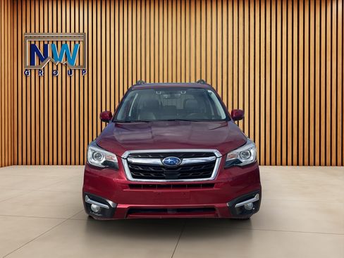Used 2018 Subaru Forester 2.5i Touring AWD/4WD image 2