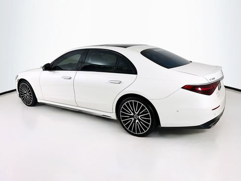 Used 2023 Mercedes-Benz S 580 4MATIC Sedan image 6