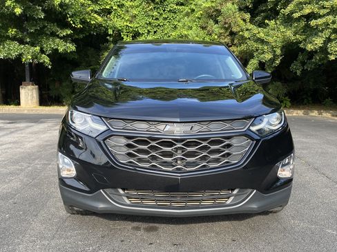 Used 2019 Chevrolet Equinox LT FWD image 3