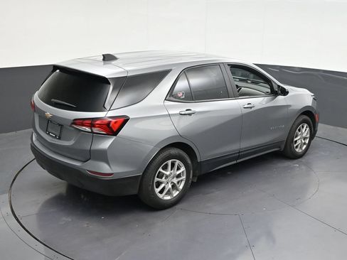 Used 2023 Chevrolet Equinox LS w/ LS Convenience Package FWD image 22