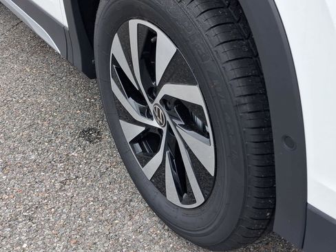 New 2026 Volkswagen Tiguan S AWD/4WD image 6