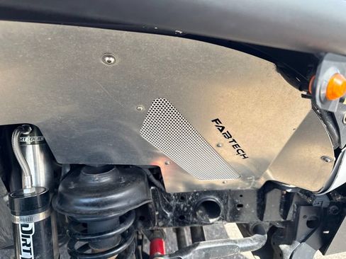 Used 2018 Jeep Wrangler Unlimited Rubicon AWD/4WD image 13