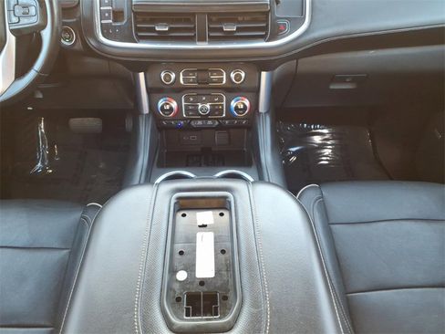 Used 2021 GMC Yukon SLT image 12