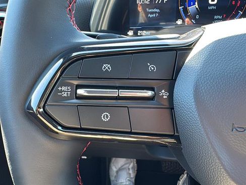 New 2026 Chevrolet Equinox RS w/ Convenience Package III FWD image 18