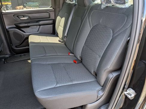 New 2026 RAM 1500 Express AWD/4WD image 19