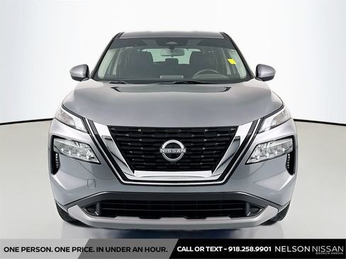 Certified 2023 Nissan Rogue SV AWD/4WD image 2