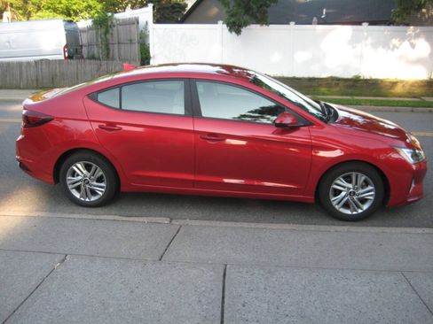 Used 2020 Hyundai Elantra SEL FWD image 4