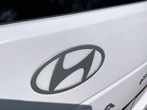 Used 2025 Hyundai Santa Fe Limited AWD/4WD image 31