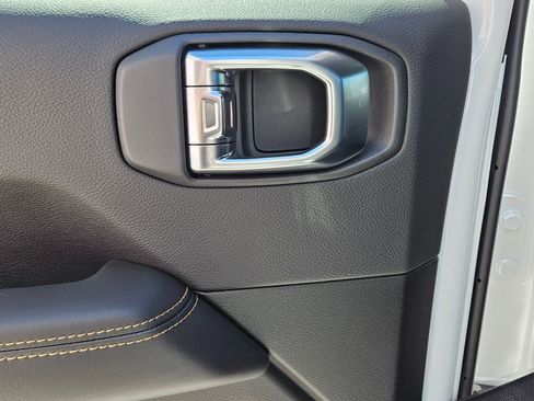 New 2026 Jeep Gladiator Sport image 22