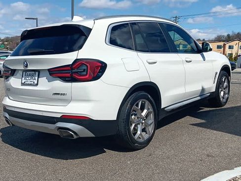 Used 2023 BMW X3 xDrive30i w/ Premium Package image 5