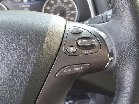 Used 2021 Nissan Murano SV image 24