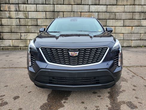 Certified 2023 Cadillac XT4 Luxury image 9