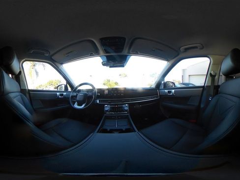 Used 2025 Hyundai Santa Fe SEL FWD image 45