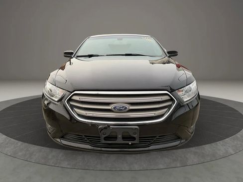 Used 2018 Ford Taurus SEL w/ Equipment Group 201A image 2