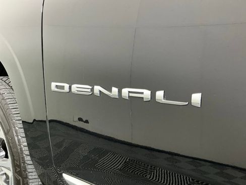 Used 2025 GMC Yukon Denali w/ Sun & Power Step Package AWD/4WD image 31