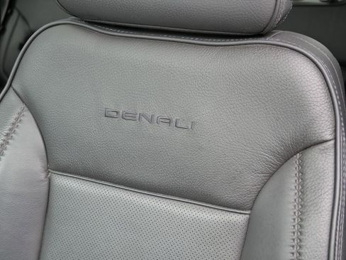 Used 2024 GMC Sierra 2500 Denali w/ Denali Reserve Package image 37