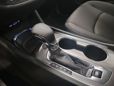 Used 2025 Chevrolet Malibu LT image 21