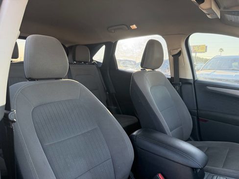 Used 2020 Ford Escape S image 28