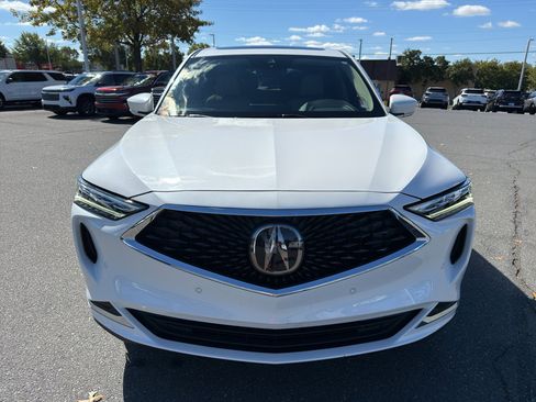 Used 2023 Acura MDX SH-AWD w/ Technology Package image 2